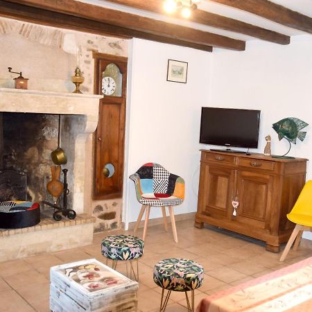 Maison Charismatique A Saint-Germier Avec Jardin Cloture. エクステリア 写真