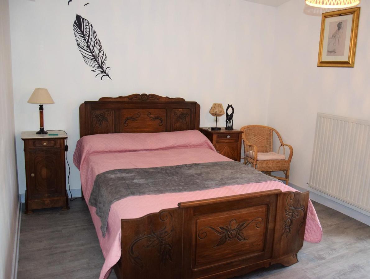 Maison Charismatique A Saint-Germier Avec Jardin Cloture. エクステリア 写真